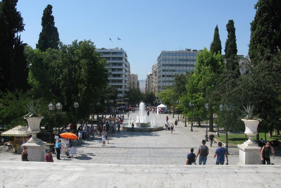 ERMOU STR VIEW FROM SYNTAGMA SQUARE